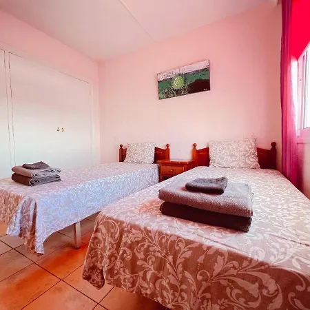 1 Bedroom In Parque Cattleya, Playa De Americas * Arona (Tenerife)