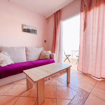 1 Bedroom In Parque Cattleya, Playa De Americas Apartment *